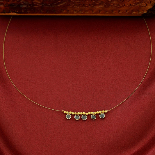 Mini Glossy Neckpiece